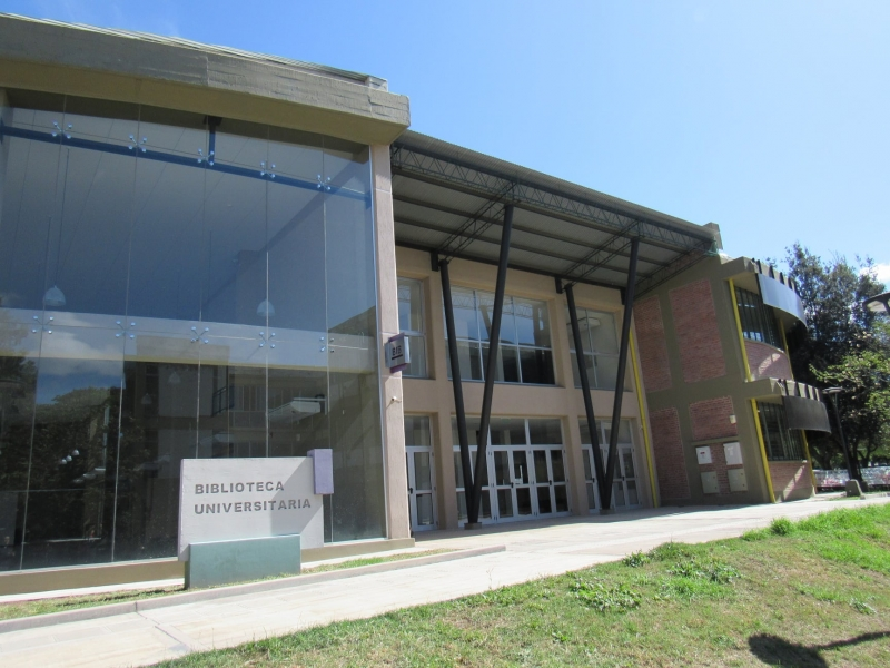 foto del edificio de la biblioteca nueva