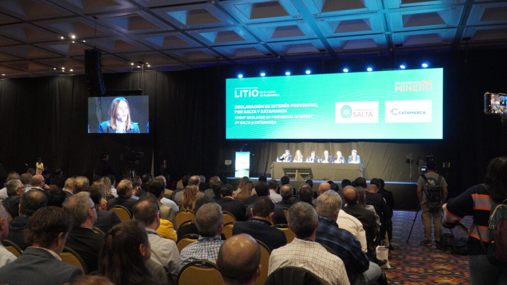 Foto de la apertura del seminario internacional de litio en la Región de Sudamérica