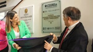 Correa y Carrique durante la inauguración