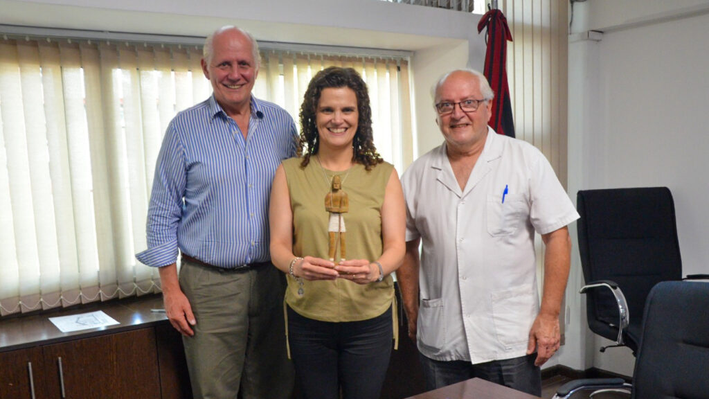 Ministra Cristina Fiore y Dr Nolazco AMTENA