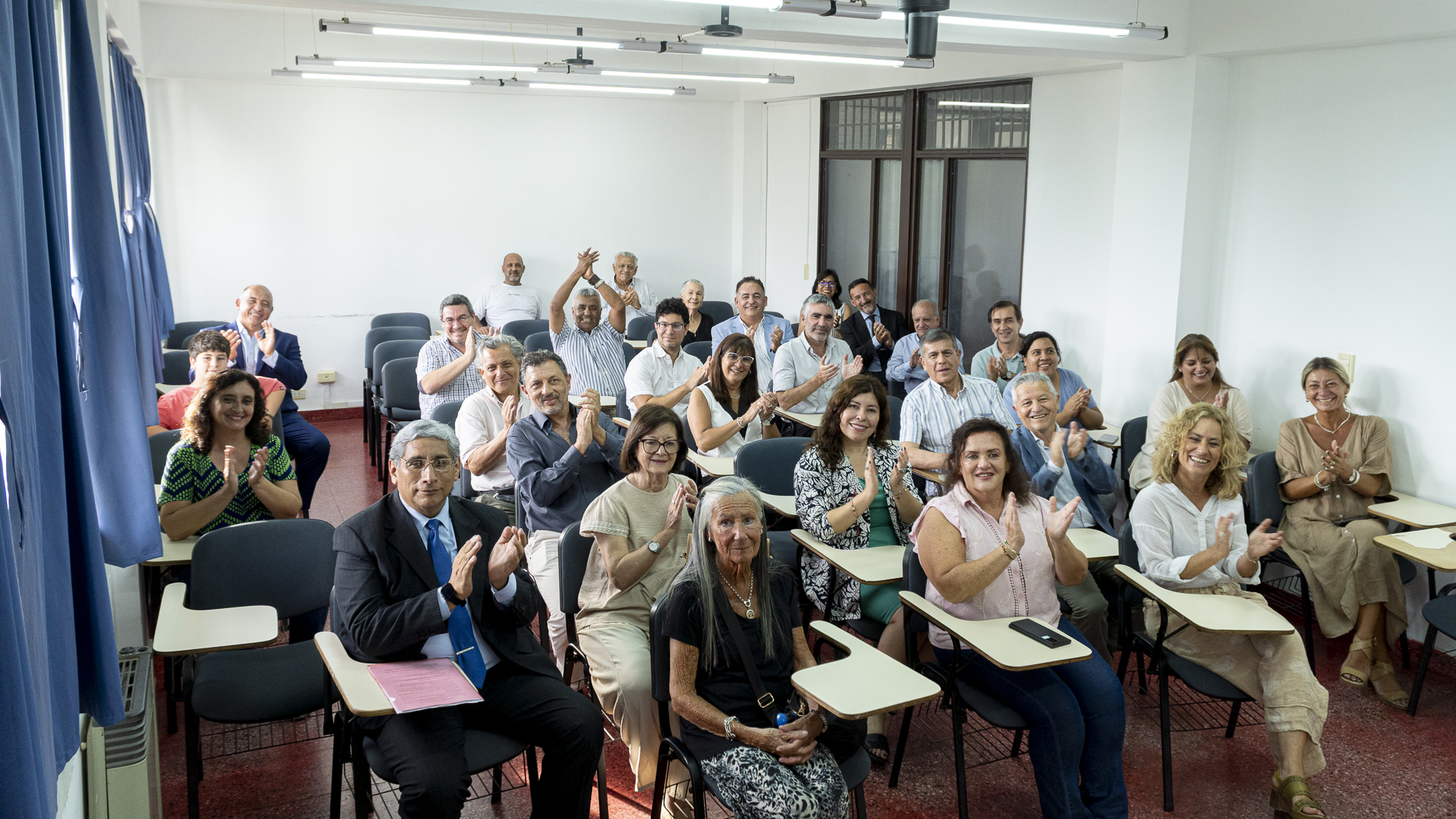 Aula c economicas (33 de 34)