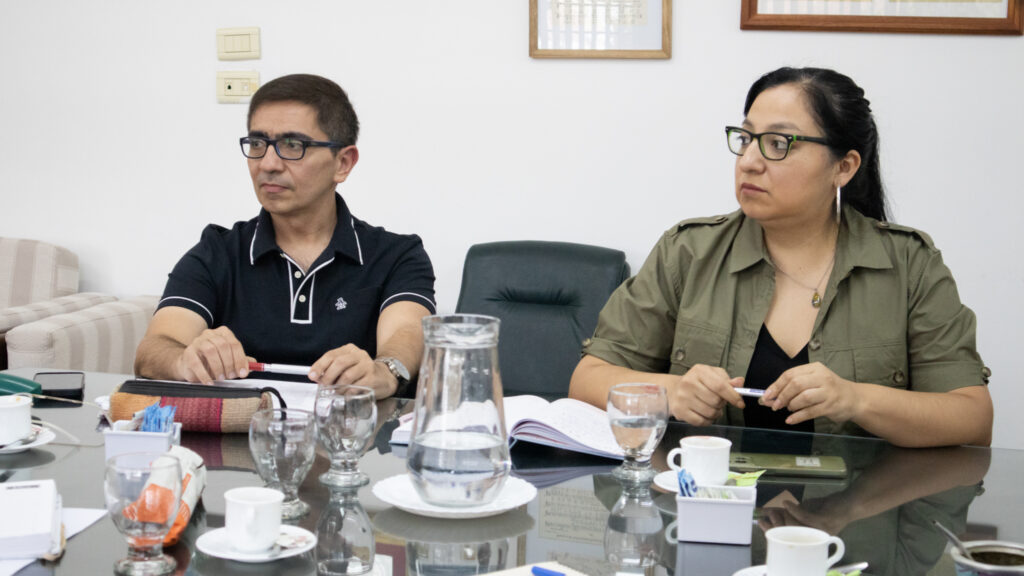 Mesa género (3).jpg