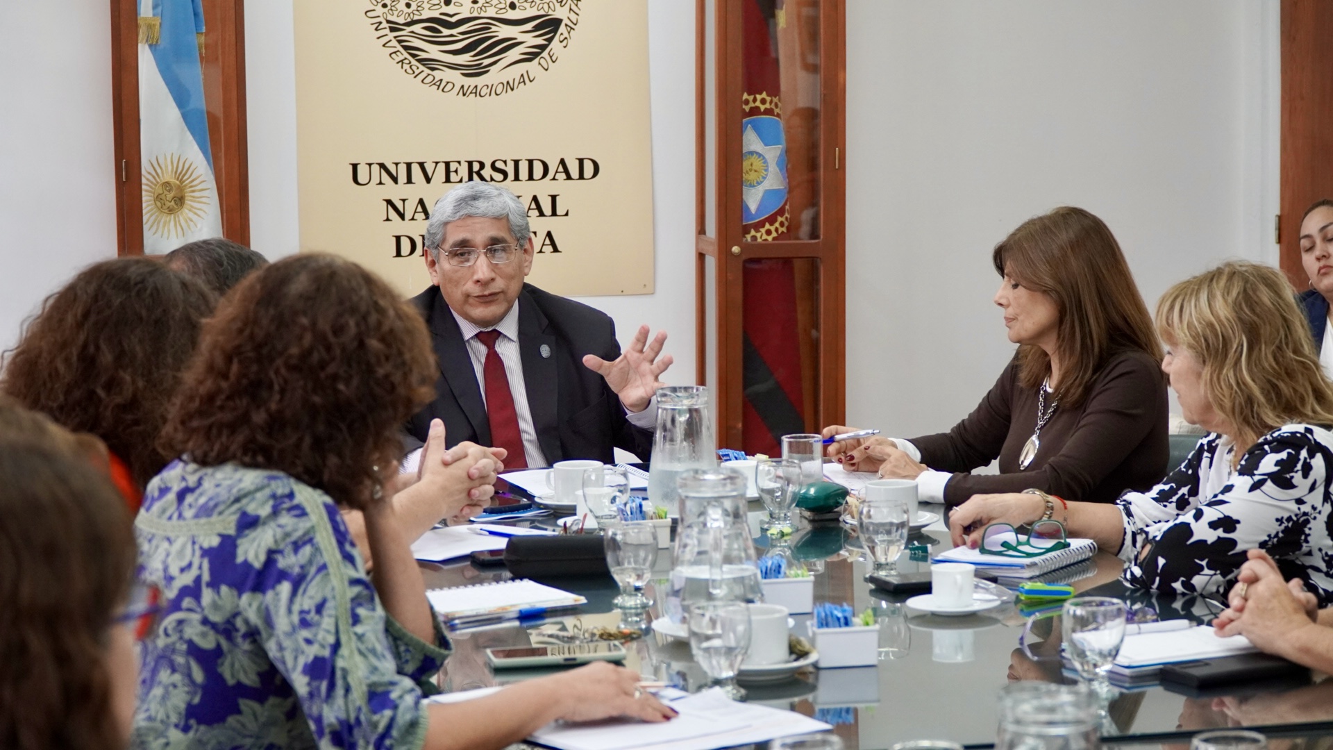 Primera reunión de gabinete ampliado del 2026: autoridades de la UNSa ...