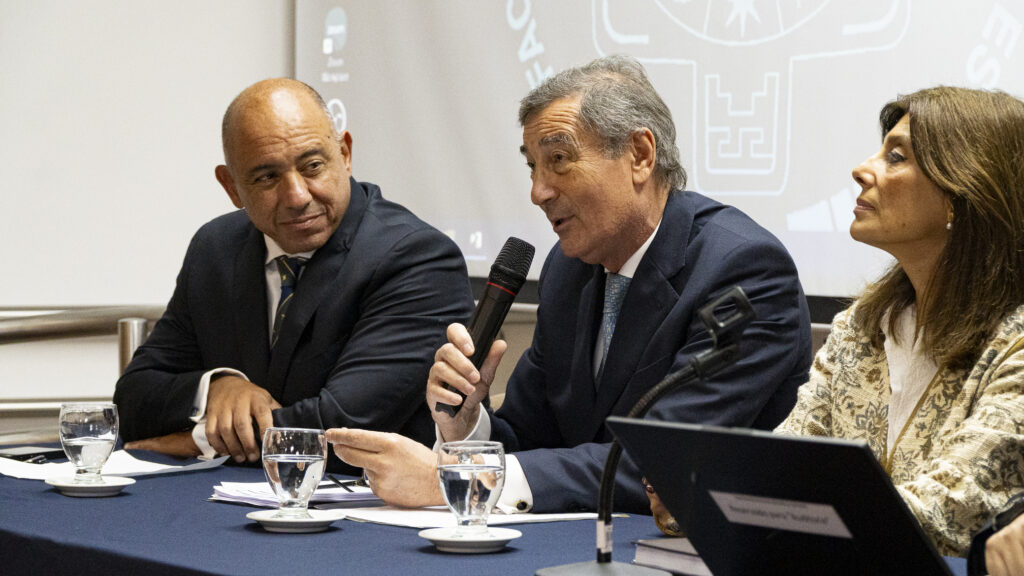 Diplo de Liderazgo (28 de 38)