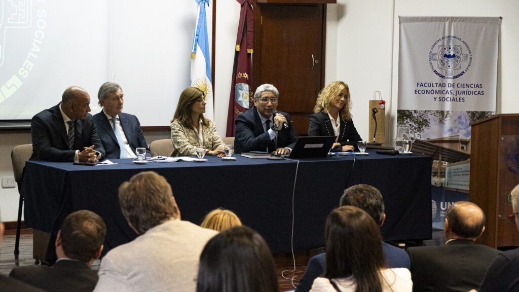 Diplo de Liderazgo (36 de 38)