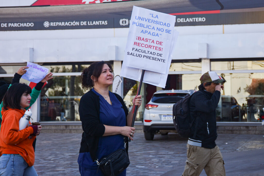 Marcha UNSa (95)