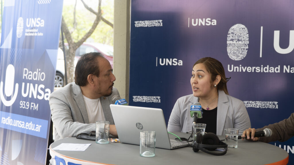 Radio UNSa-4