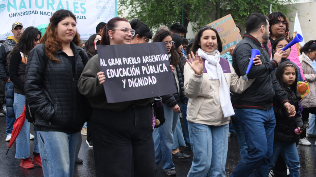 UNSa Marcha (60)